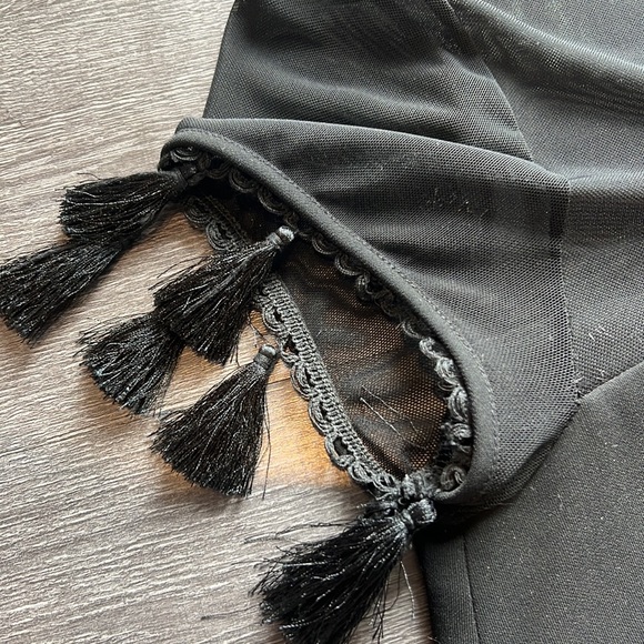 Black Lulus Shift Dress - Picture 7 of 8